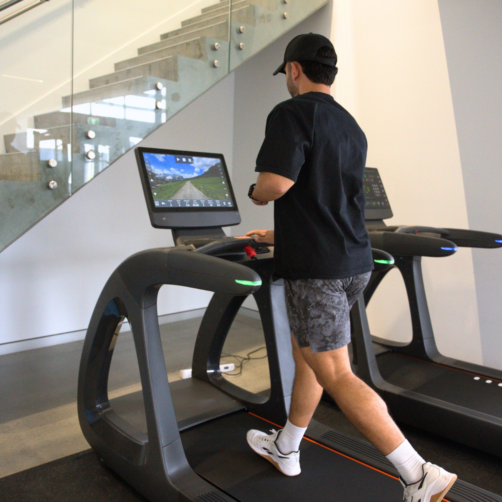 Tapis de course professionnel VERVE Velocity avec écran tactile