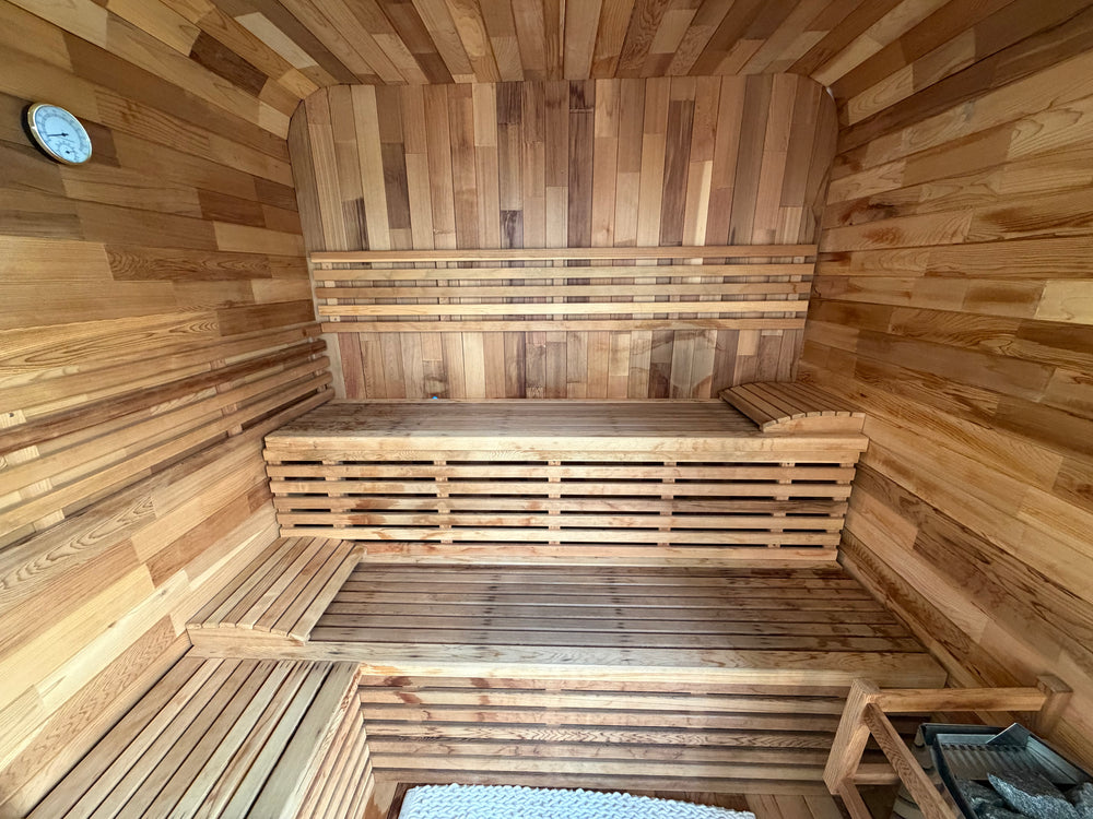 Sauna d'extérieur traditionnel VERVE Clarity - Cèdre | FABRIQUÉ SUR COMMANDE