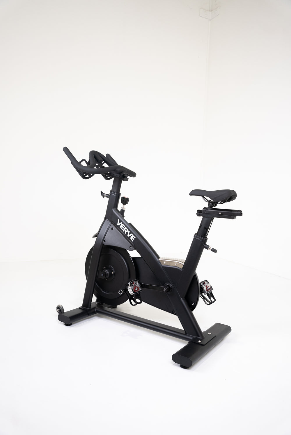 Vélo de spinning VERVE Volt avec console