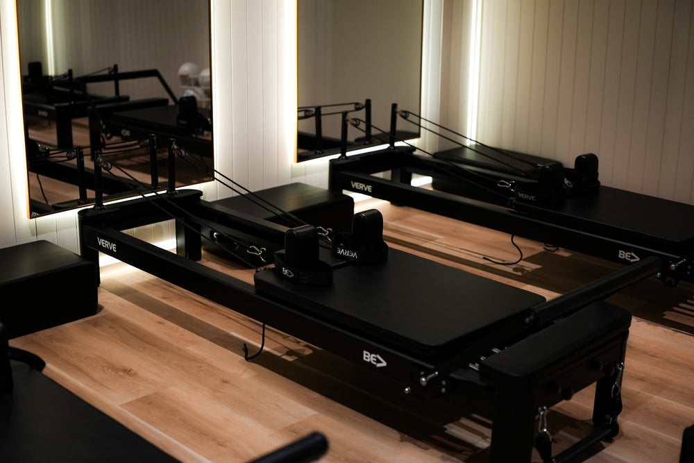 Réformateur de Pilates VERVE Flow - Noir