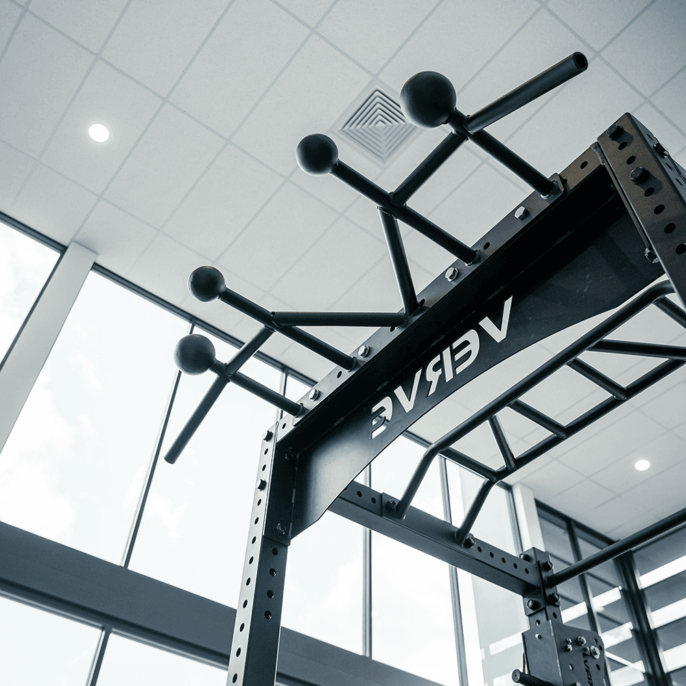 Barre de traction Globe pour cages de musculation VERVE