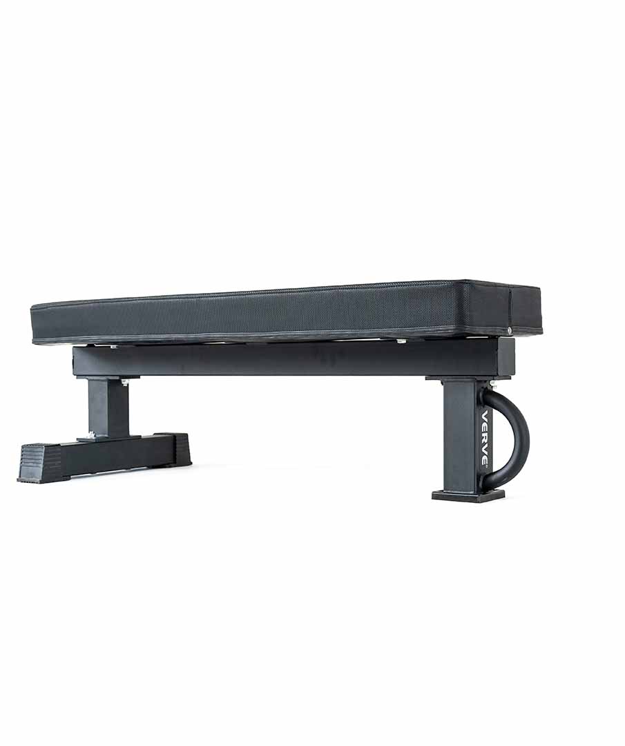 Banc plat de musculation VERVE, coussin de 14 po de largeur